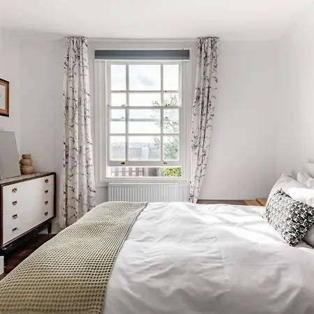 شقة Loft In Historic Building In Quiet Setting